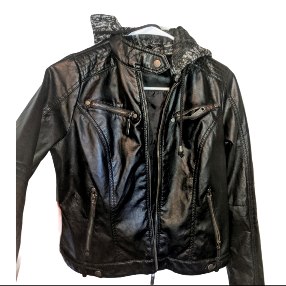 Women's new leather jacket